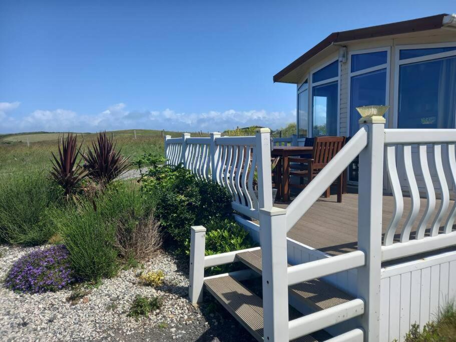Bay View - Fantastic Views Of Whitsand Bay Torpoint Exteriör bild